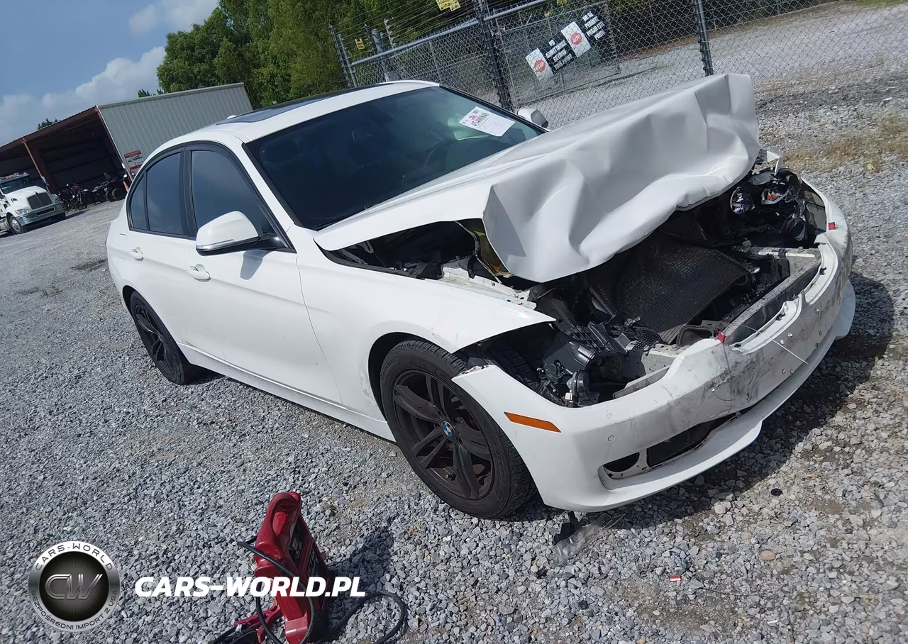 2015 BMW 328I – zdjęcie 1 z 17