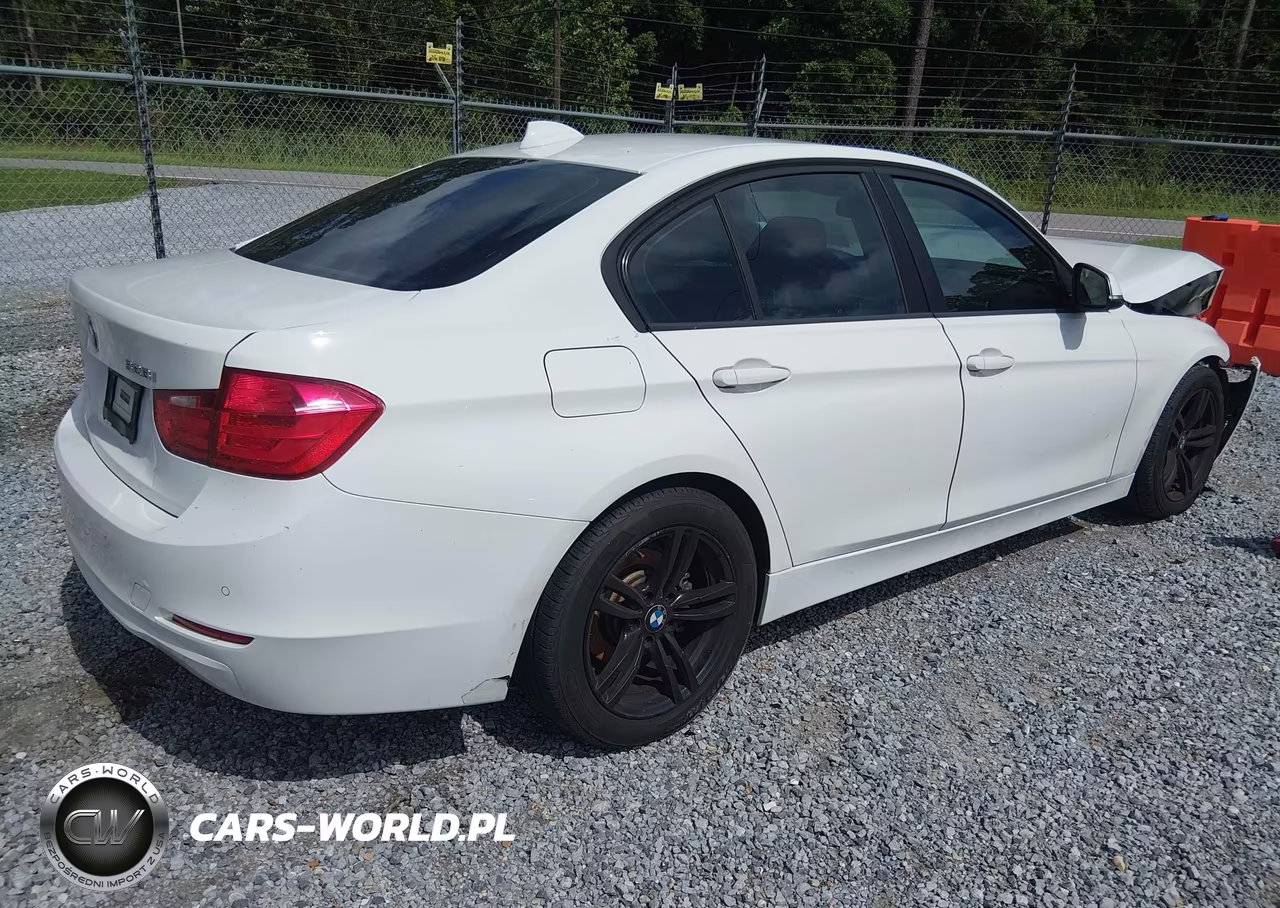 2015 BMW 328I VIN:WBA3A5G54FNS87621 - 4