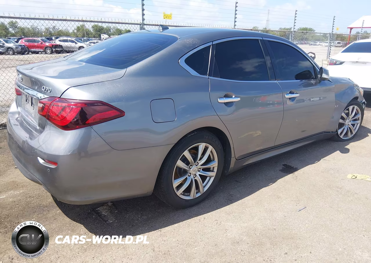 2015 Infiniti Q70 3.7 VIN:JN1BY1AP7FM541733 - 4