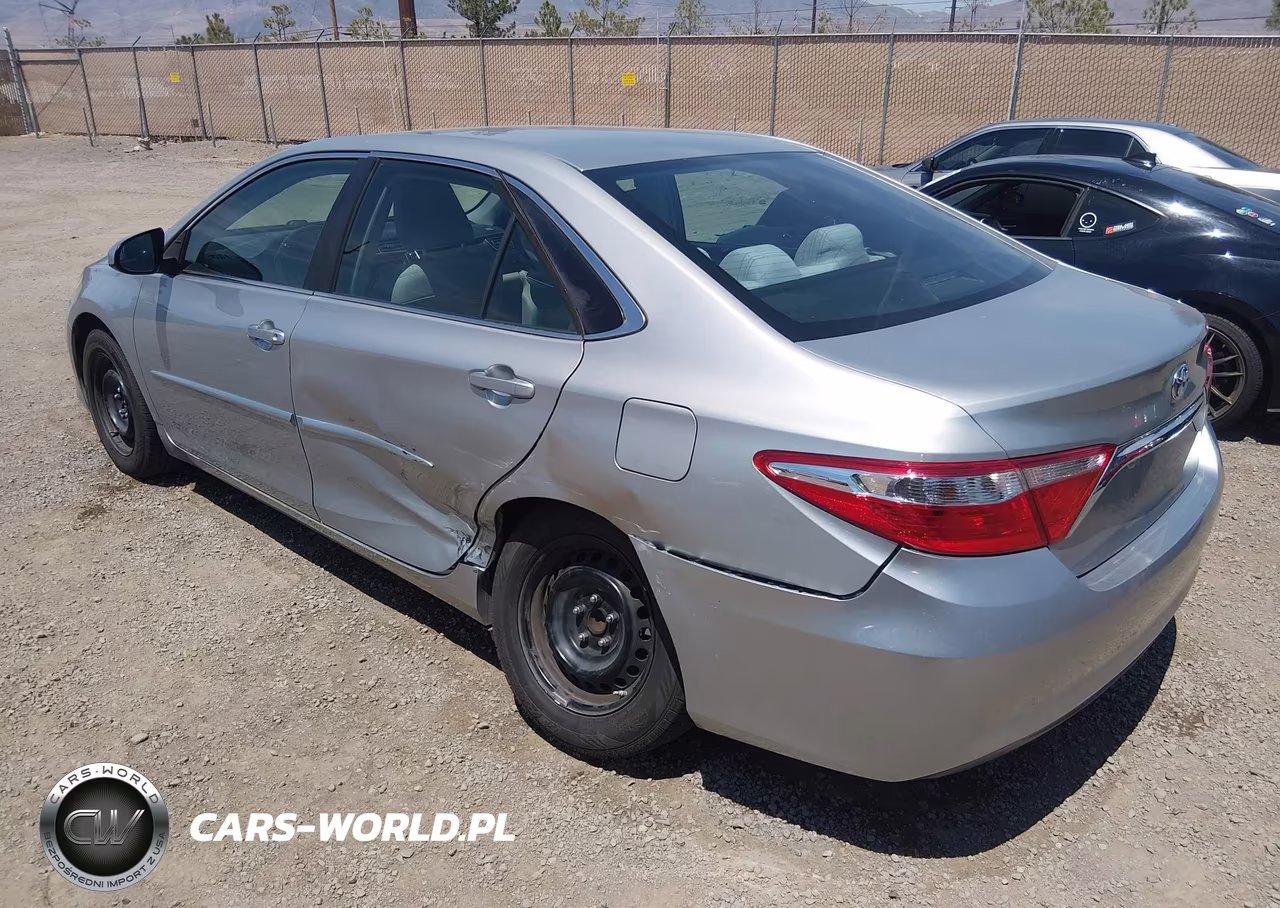 2016 Toyota Camry Le VIN:4T4BF1FK5GR545511 - 3