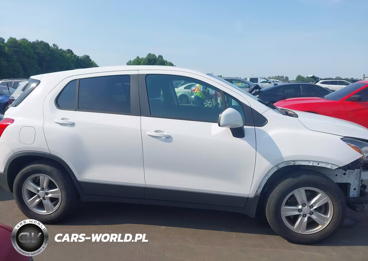 2020 Chevrolet Trax Fwd Ls VIN:3GNCJKSB7LL320029 - 13