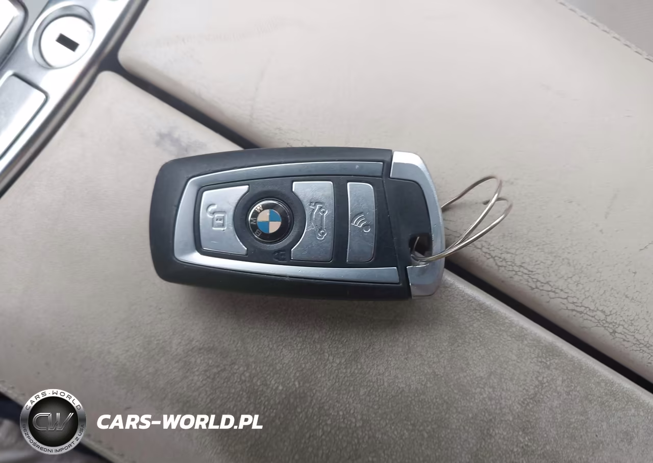 2009 BMW 750Li VIN:WBAKB83529CY59026 - 11