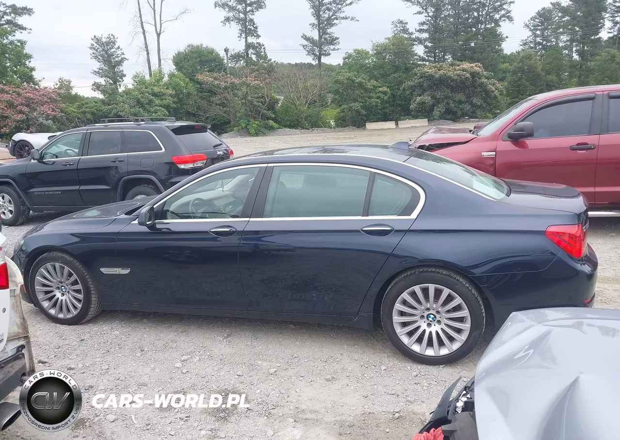 2009 BMW 750Li VIN:WBAKB83529CY59026 - 14