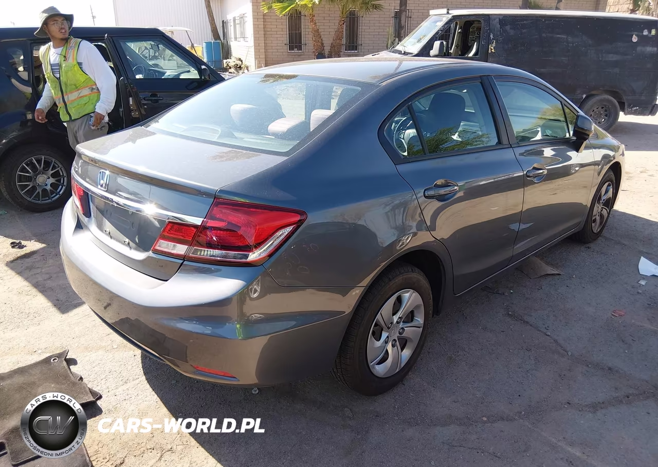 2013 Honda Civic Lx VIN:19XFB2F57DE203984 - 4