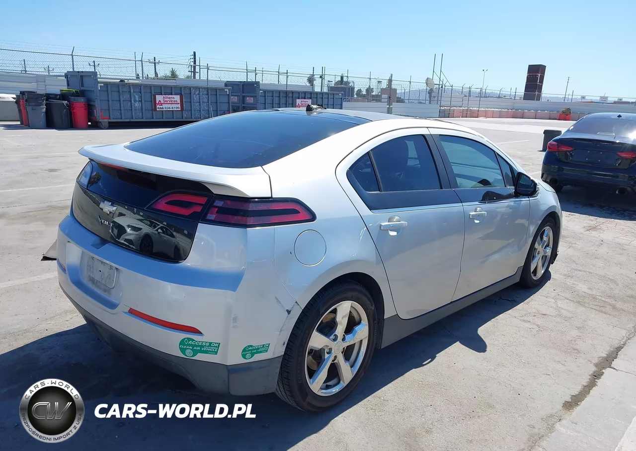 2012 Chevrolet Volt VIN:1G1RE6E47CU120505 - 4