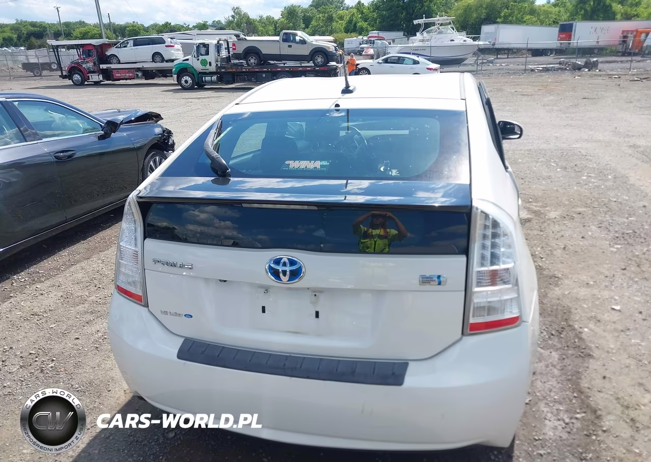2010 Toyota Prius Iii VIN:JTDKN3DU0A0190179 - 16