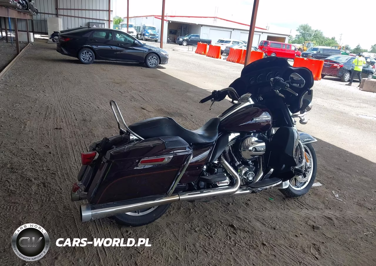 2014 Harley-Davidson Flhtcu Ultra Classic Electra Gld VIN:1HD1FCM12EB674300 - 4