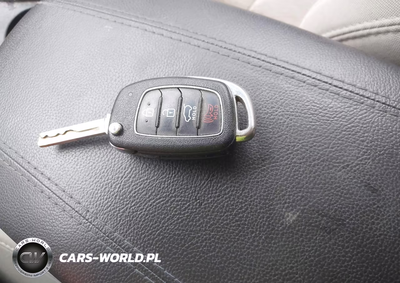 2017 Hyundai Santa Fe Sport 2.4L VIN:5XYZUDLB6HG384694 - 11