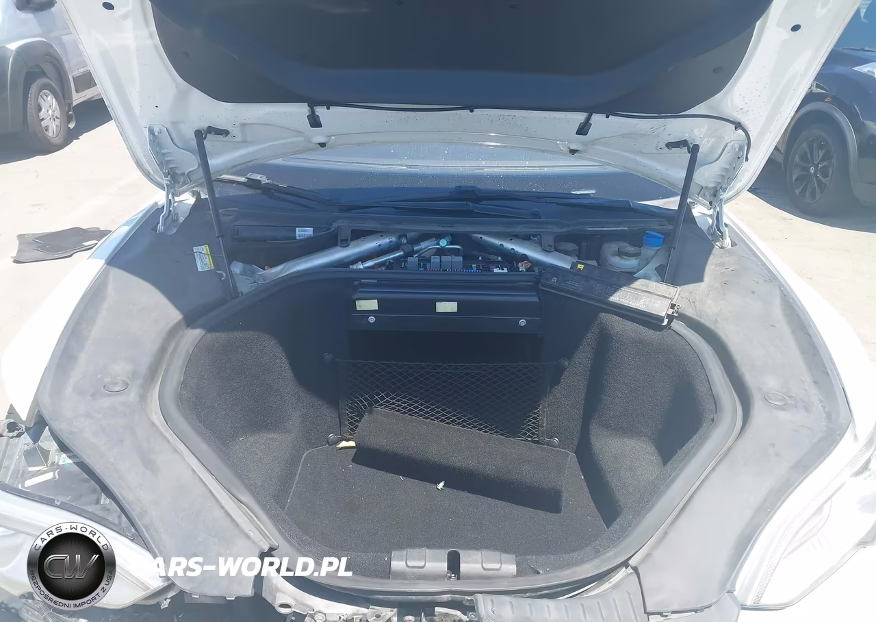 2015 Tesla Model S 60-70-85 VIN:5YJSA1E14FF107270 - 10