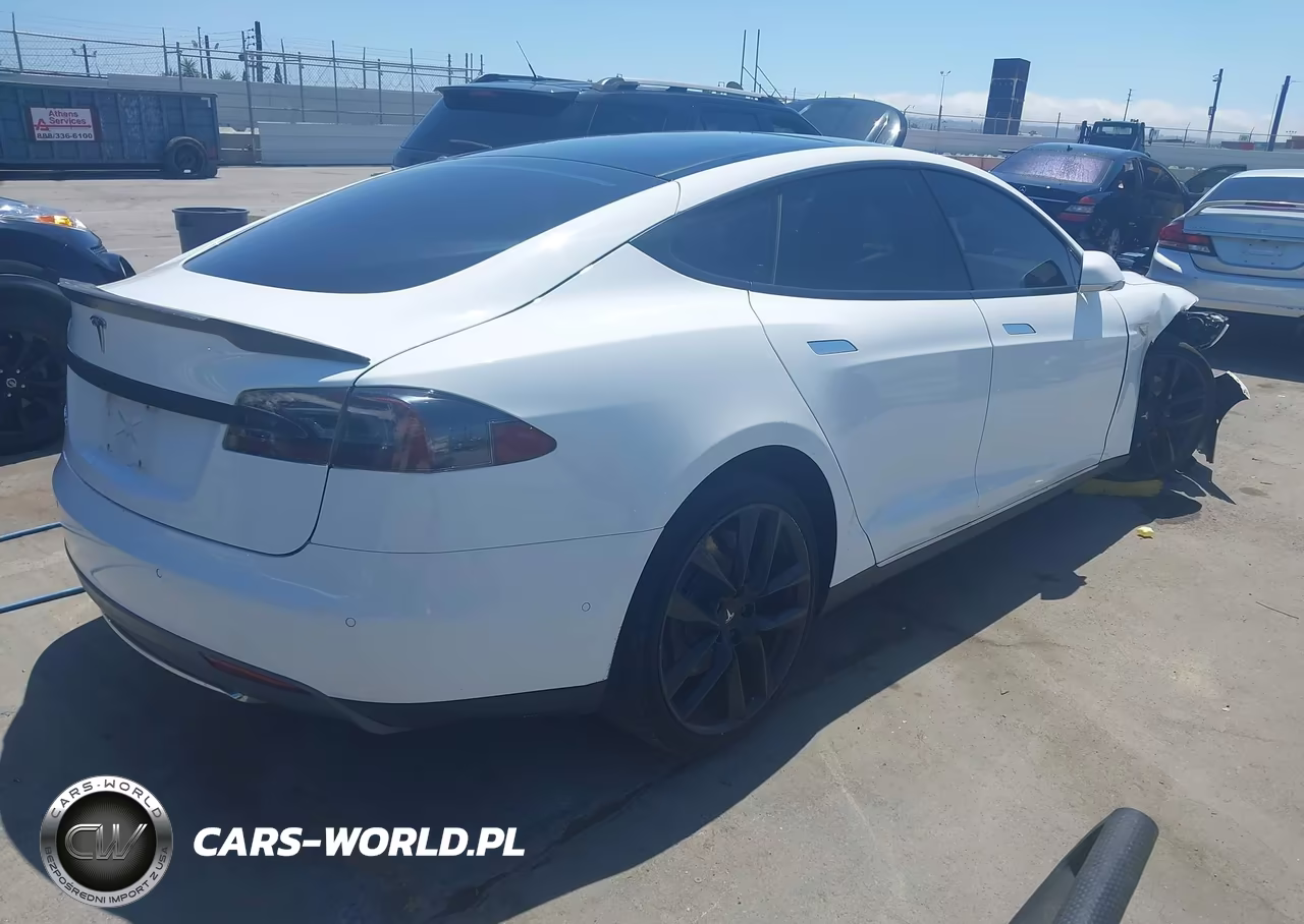 2015 Tesla Model S 60-70-85 VIN:5YJSA1E14FF107270 - 4