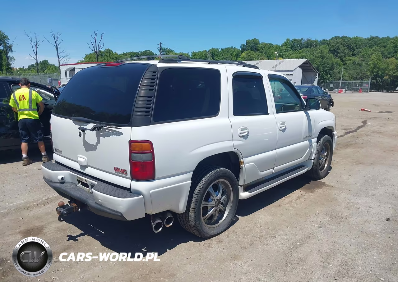 2003 GMC Yukon Denali VIN:1GKEK63U23J215657 - 4