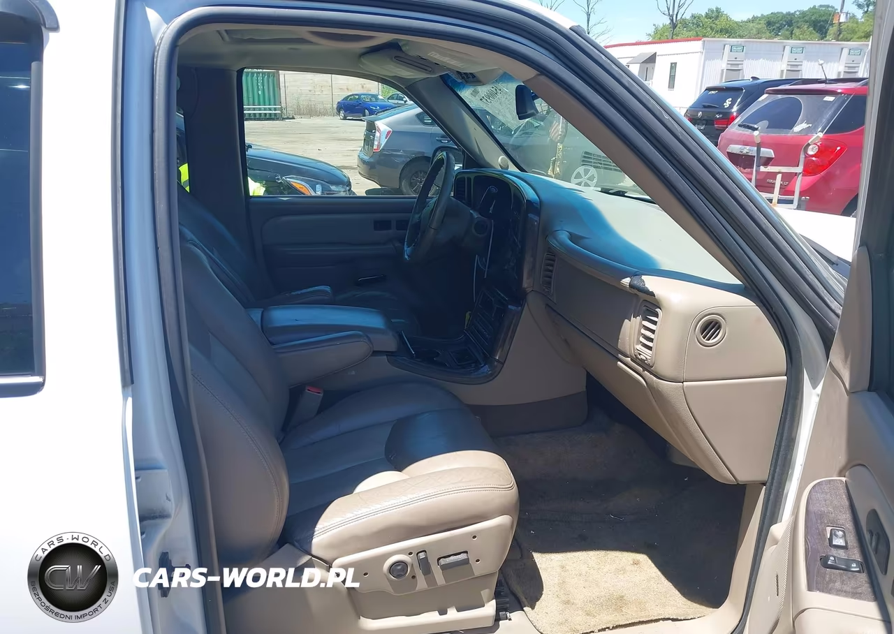 2003 GMC Yukon Denali VIN:1GKEK63U23J215657 - 5