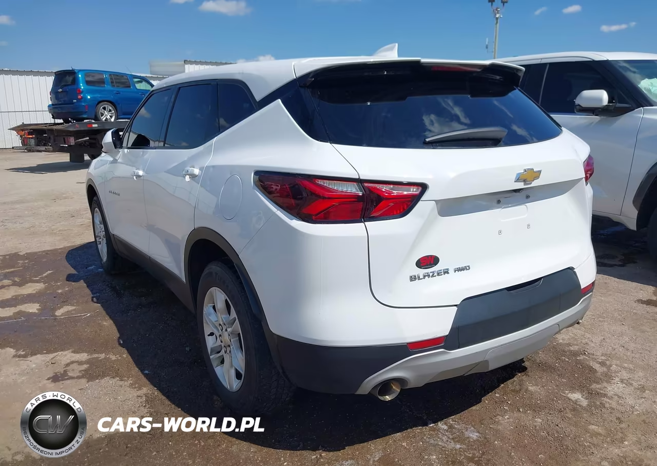 2022 Chevrolet Blazer Awd 2Lt VIN:3GNKBHR43NS131423 - 3