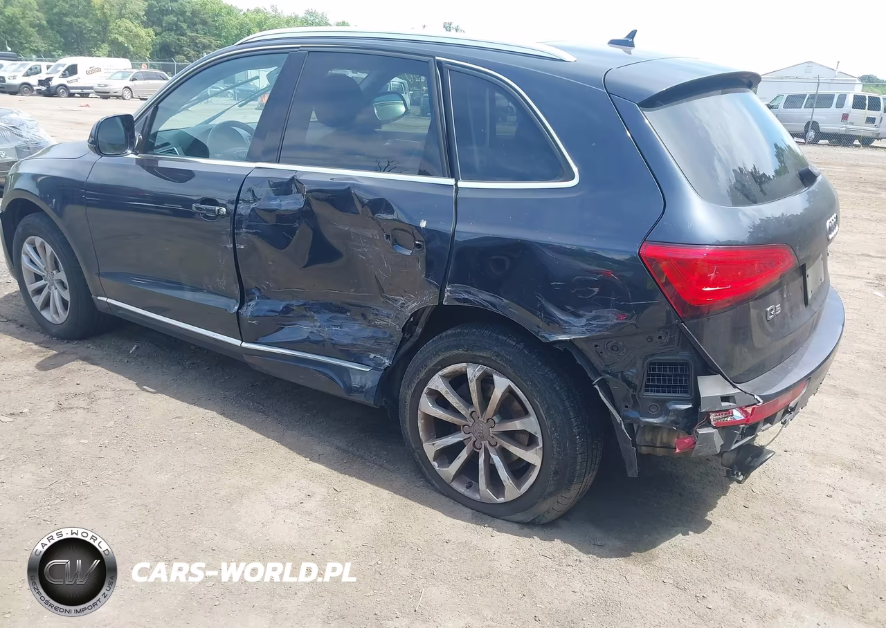 2014 Audi Q5 2.0T Premium VIN:WA1LFAFP4EA028790 - 3