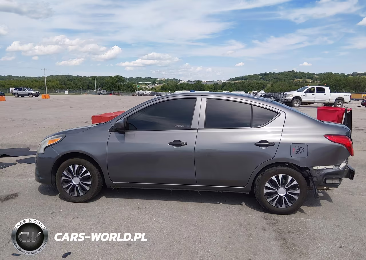 2016 Nissan Versa 1.6 S VIN:3N1CN7AP3GL872563 - 15