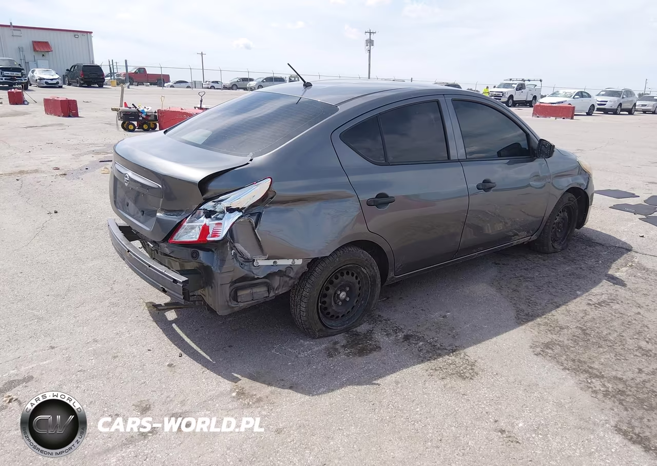 2016 Nissan Versa 1.6 S VIN:3N1CN7AP3GL872563 - 4