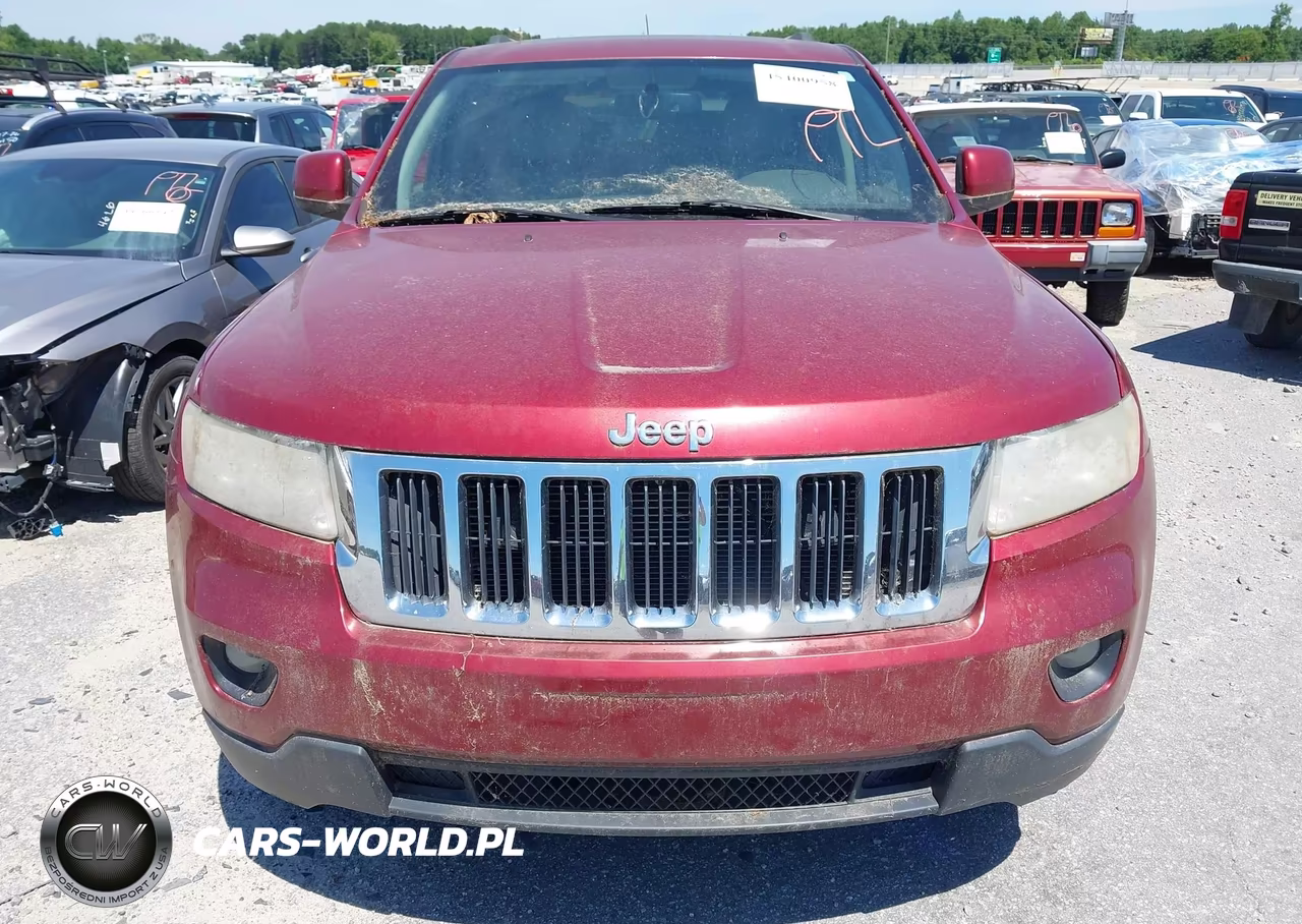 2013 Jeep Grand Cherokee Laredo VIN:1C4RJEAG9DC588739 - 6