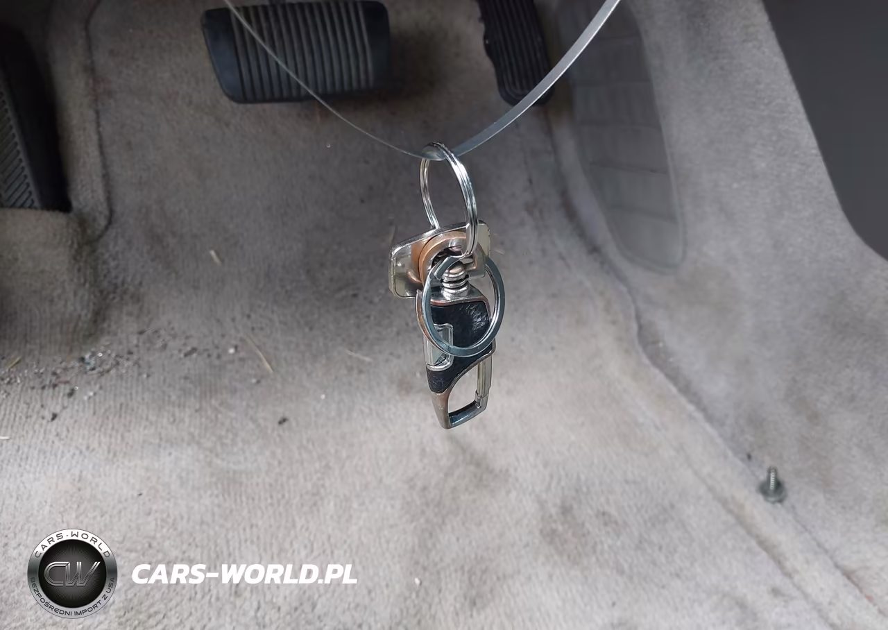 1998 Toyota Camry Le VIN:JT2BG22K4W0166800 - 11