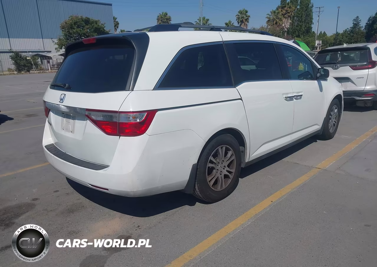 2013 Honda Odyssey Ex-L VIN:5FNRL5H65DB007344 - 4