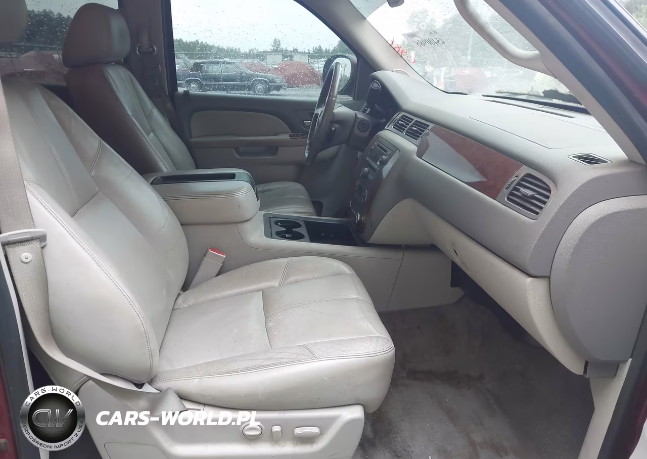 2011 Chevrolet Tahoe Lt VIN:1GNSCBE02BR149746 - 5