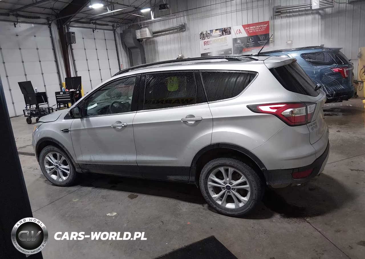 2017 Ford Escape Se VIN:1FMCU0GD7HUB43831 - 14