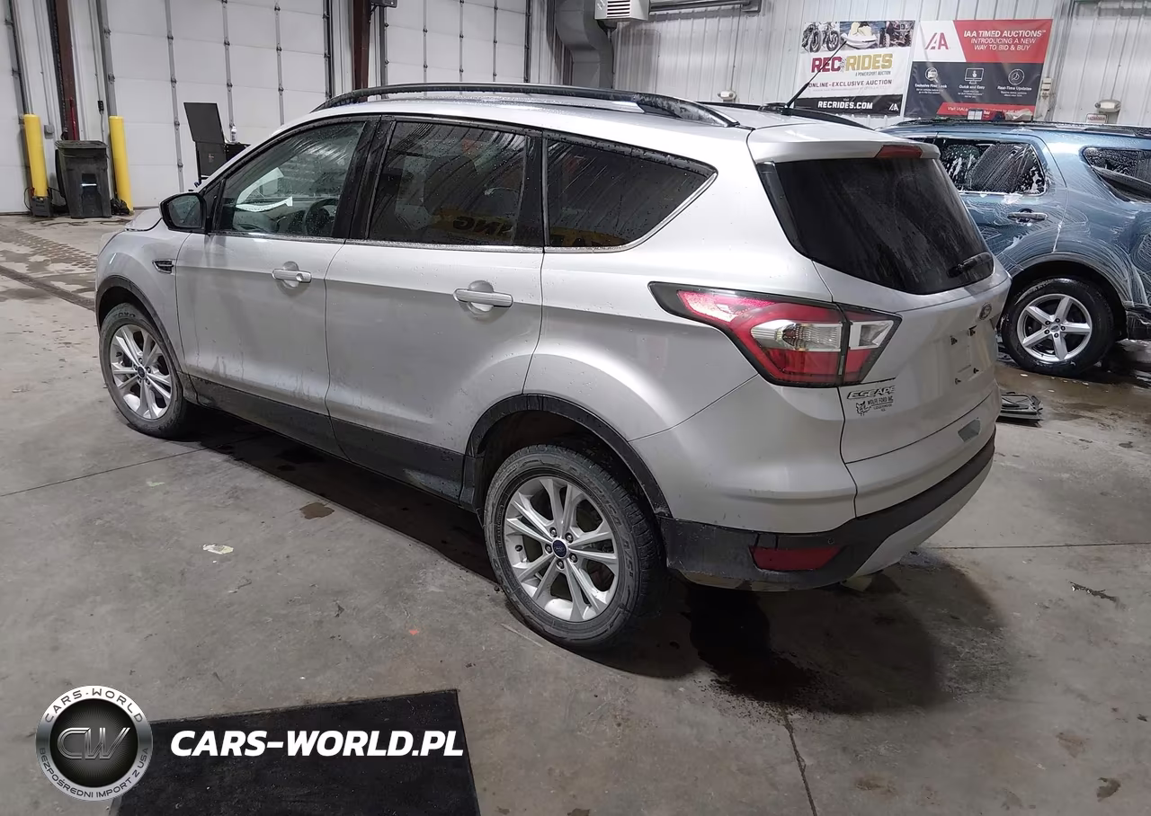 2017 Ford Escape Se VIN:1FMCU0GD7HUB43831 - 3