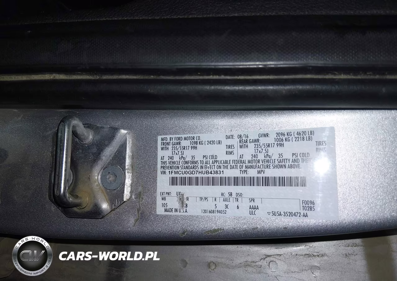 2017 Ford Escape Se VIN:1FMCU0GD7HUB43831 - 9