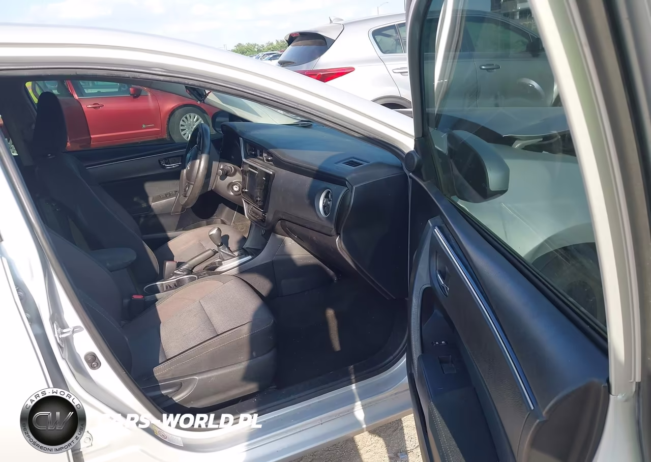 2017 Toyota Corolla Le VIN:2T1BURHE9HC906294 - 5