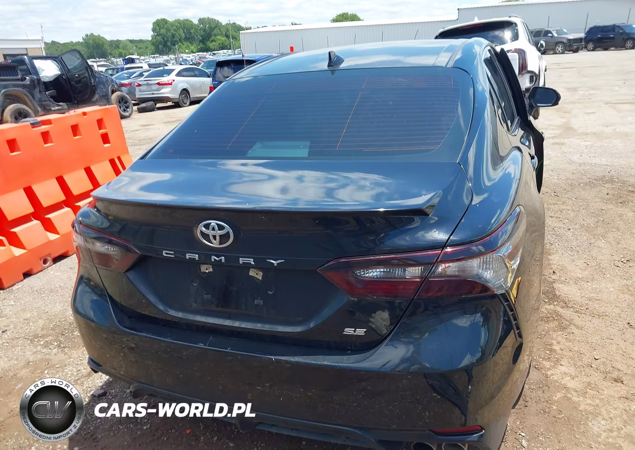 2021 Toyota Camry Se VIN:4T1G11AK5MU585945 - 17