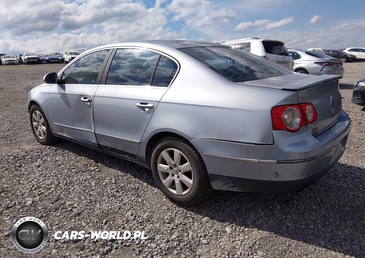 2008 Volkswagen Passat Turbo VIN:WVWJK93C98E143830 - 3