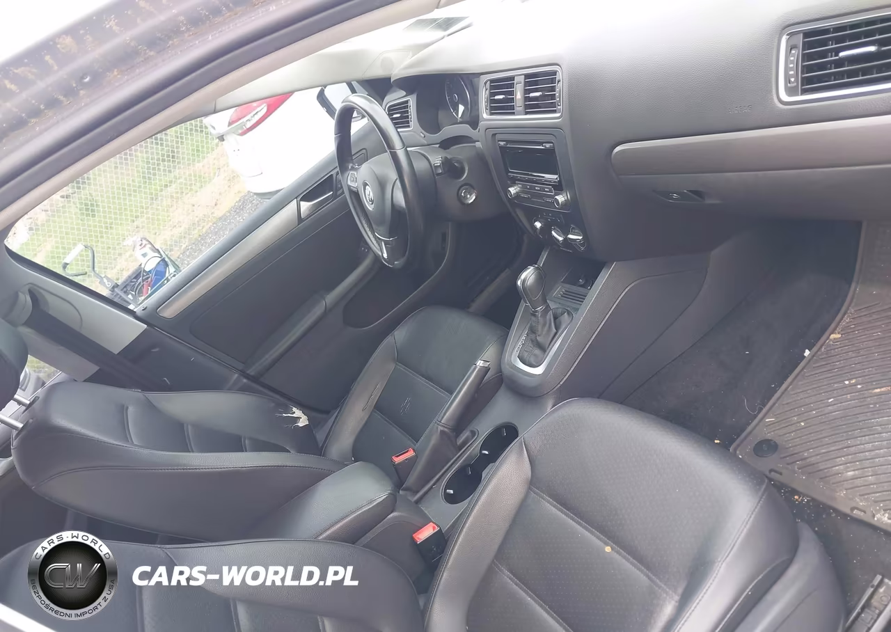 2014 Volkswagen Jetta 2.0L Tdi VIN:3VWLL7AJ1EM372646 - 5