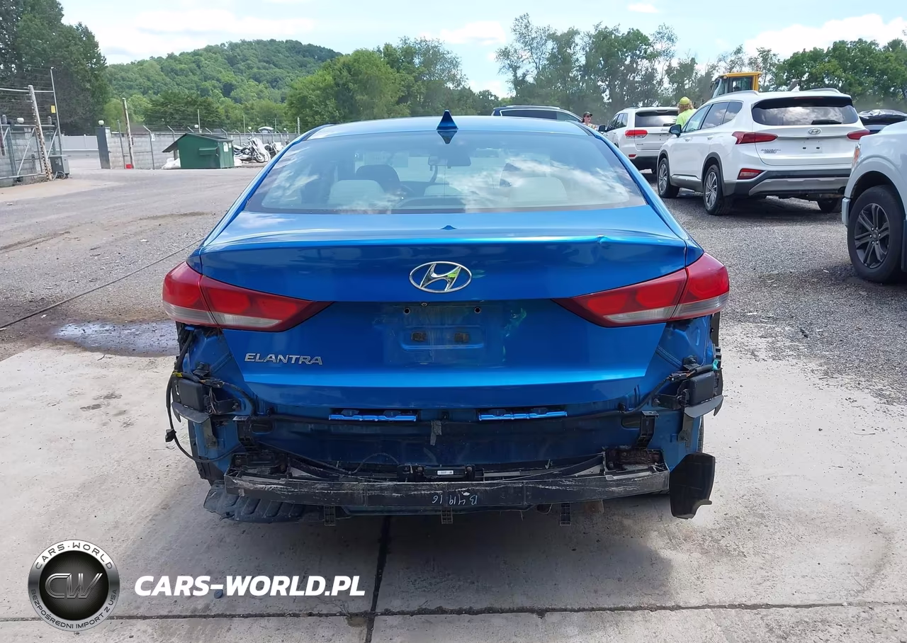 2017 Hyundai Elantra Se VIN:5NPD84LF3HH064680 - 17