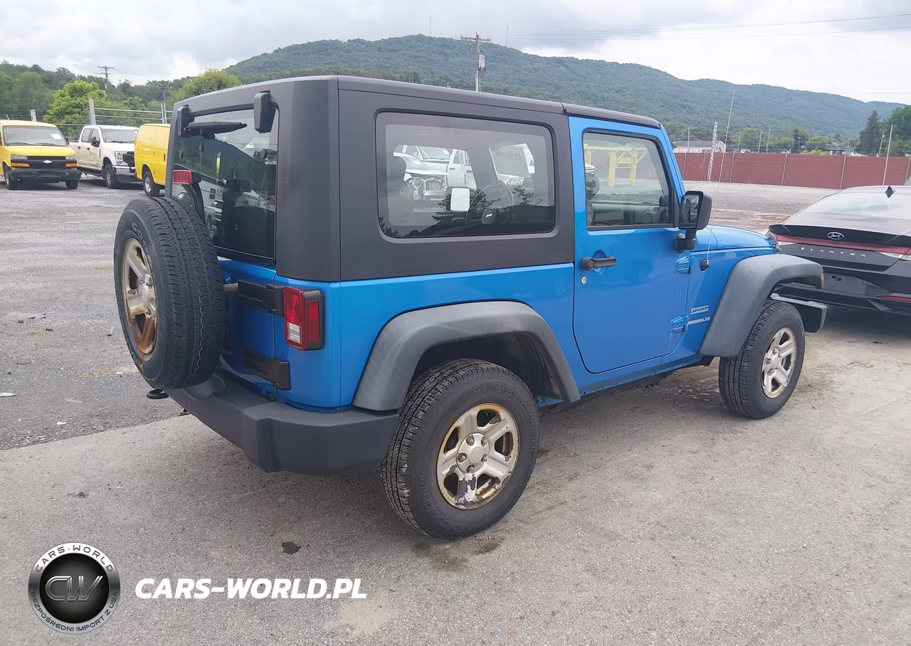 2010 Jeep Wrangler Sport VIN:1J4AA2D13AL227385 - 4
