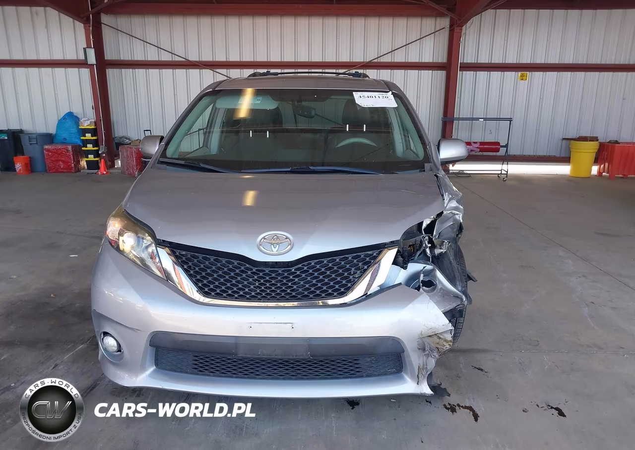 2014 Toyota Sienna Se 8 Passenger VIN:5TDXK3DC6ES472481 - 13