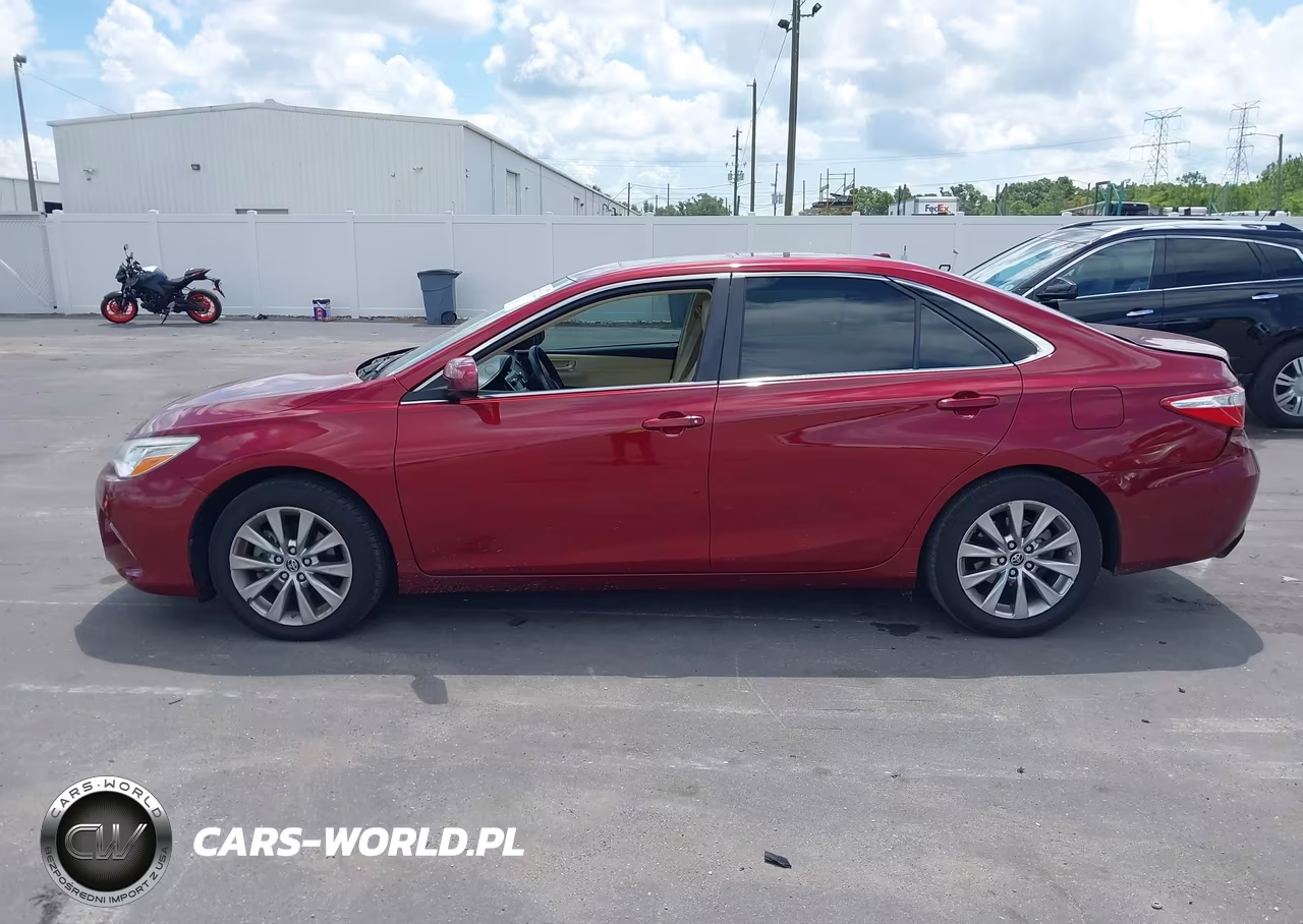 2015 Toyota Camry Xle V6 VIN:4T1BK1FK8FU565921 - 14