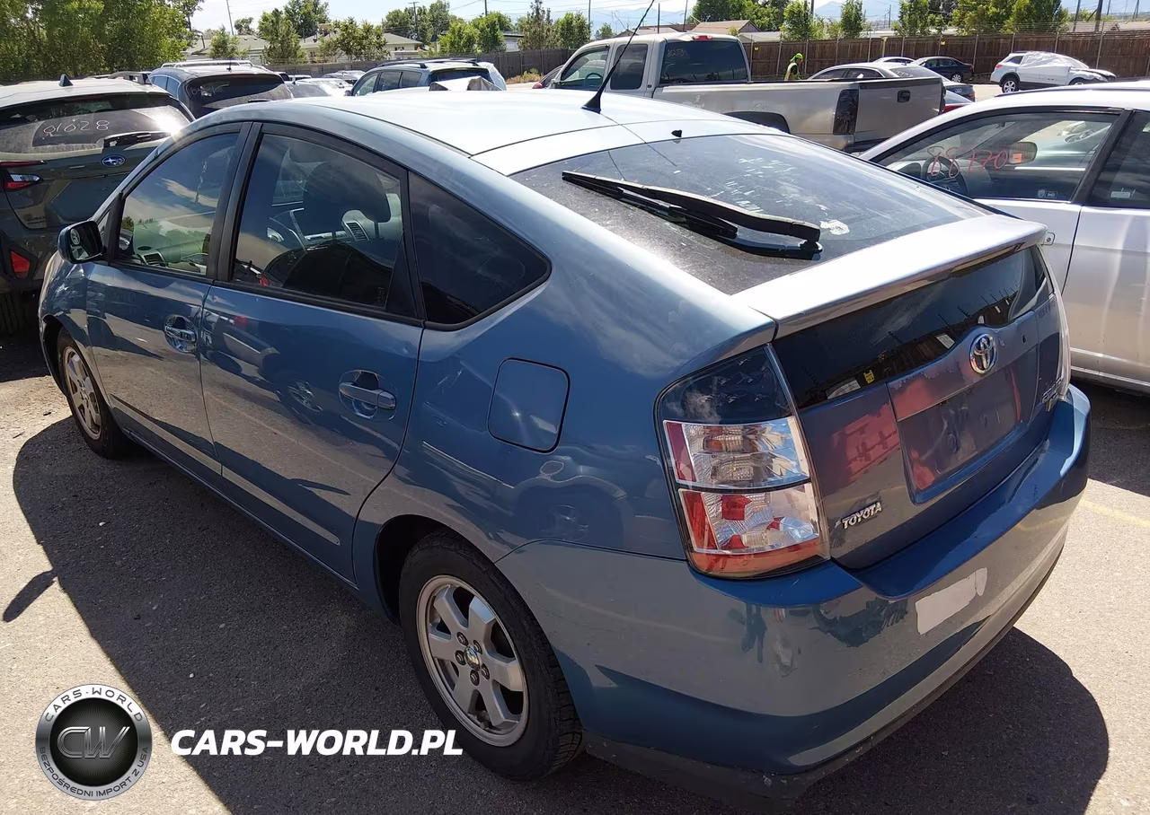2004 Toyota Prius VIN:JTDKB20U440009193 - 3