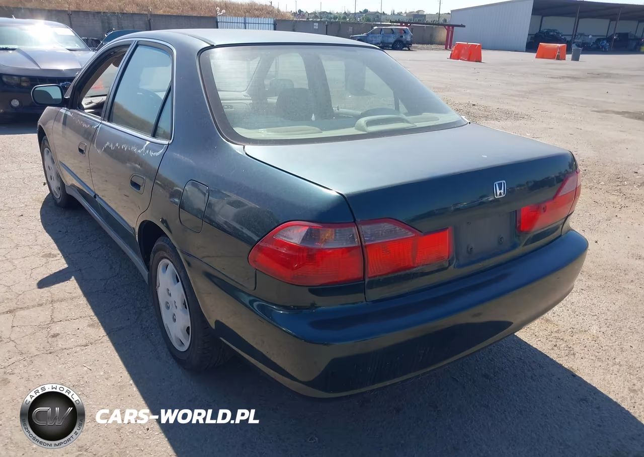 1999 Honda Accord Lx VIN:JHMCG6657XC023572 - 3