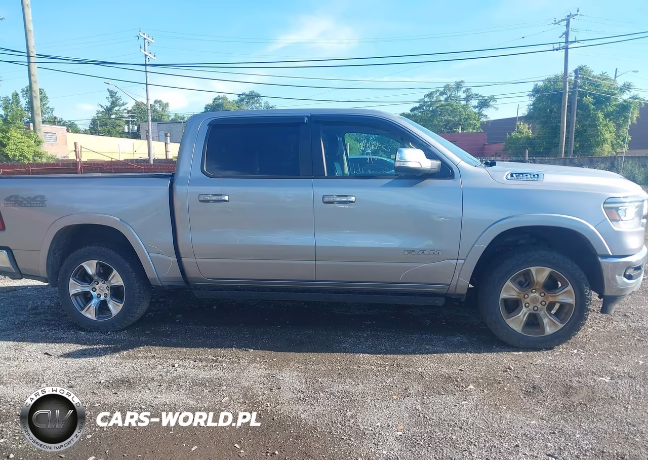 2020 Ram 1500 Laramie 4X4 5'7 Box VIN:1C6SRFJT5LN327423 - 14