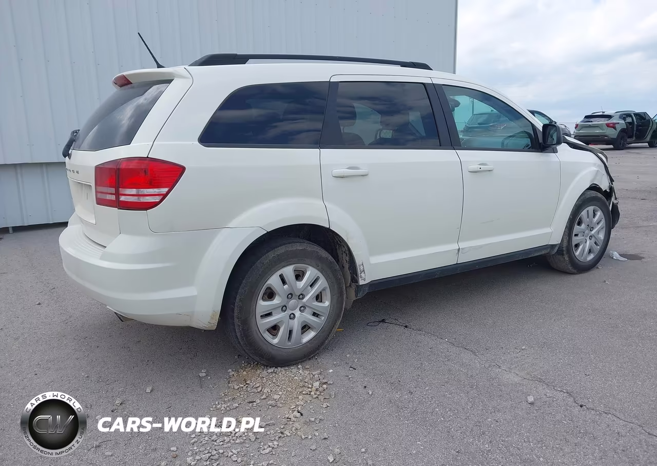 2018 Dodge Journey Se VIN:3C4PDCAB9JT443563 - 4