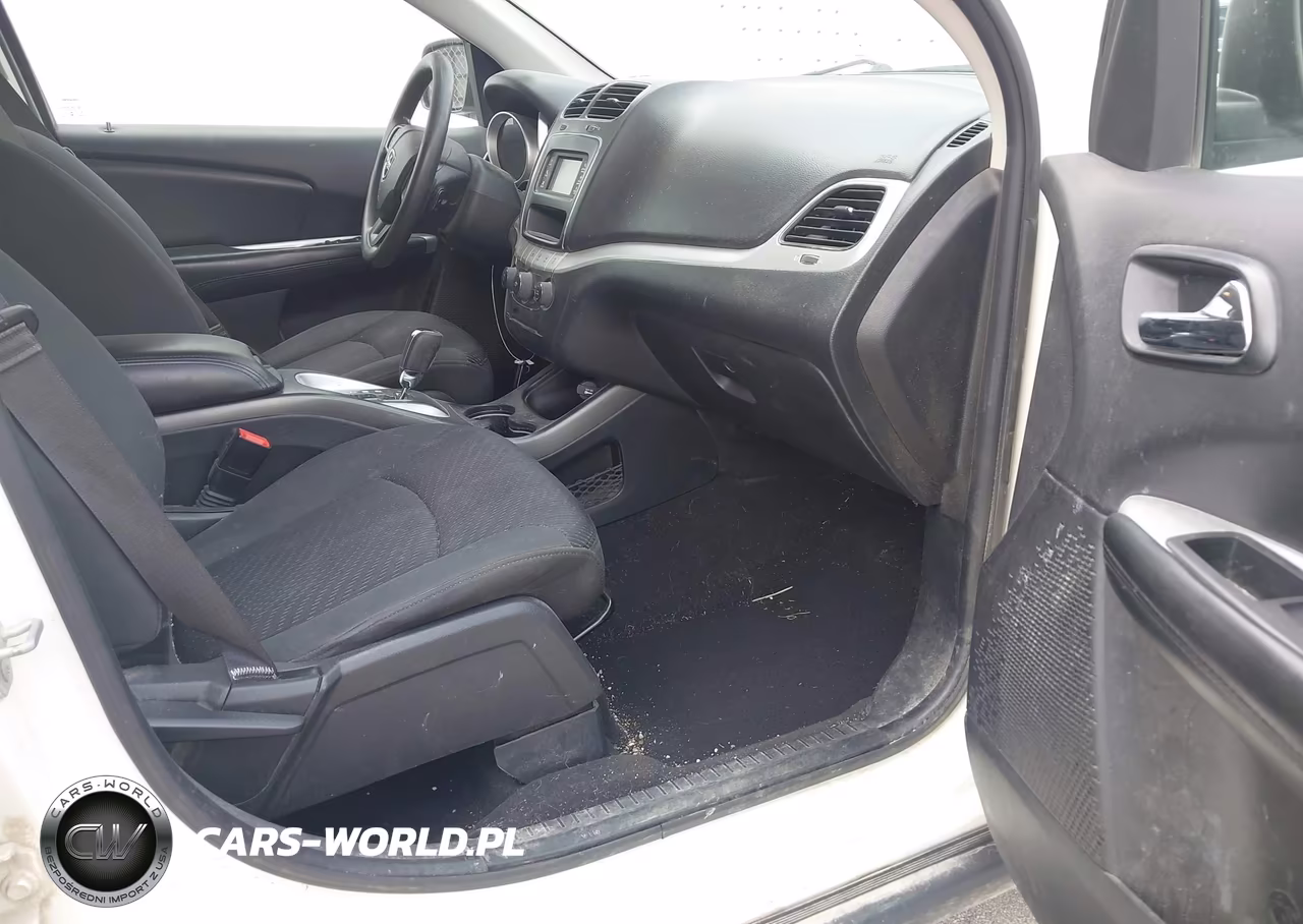 2018 Dodge Journey Se VIN:3C4PDCAB9JT443563 - 5