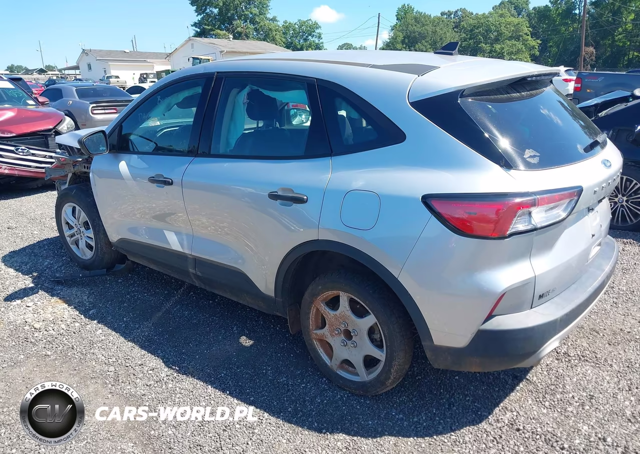 2020 Ford Escape S VIN:1FMCU0F60LUB89139 - 3