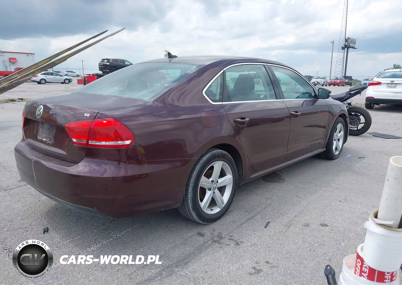 2013 Volkswagen Passat 2.5L Se VIN:1VWBP7A38DC095009 - 4