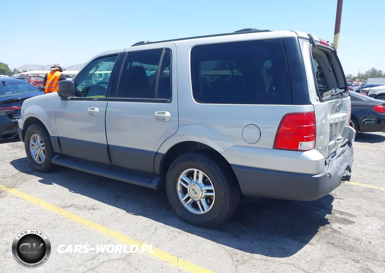 2003 Ford Expedition Xlt VIN:1FMPU15L13LC35016 - 3