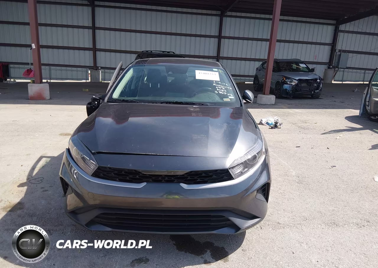 2023 Kia Forte Lxs VIN:3KPF24AD9PE586776 - 12