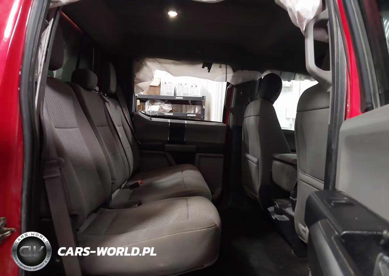 2018 Ford F-150 Xlt VIN:1FTEW1E5XJFB32468 - 8