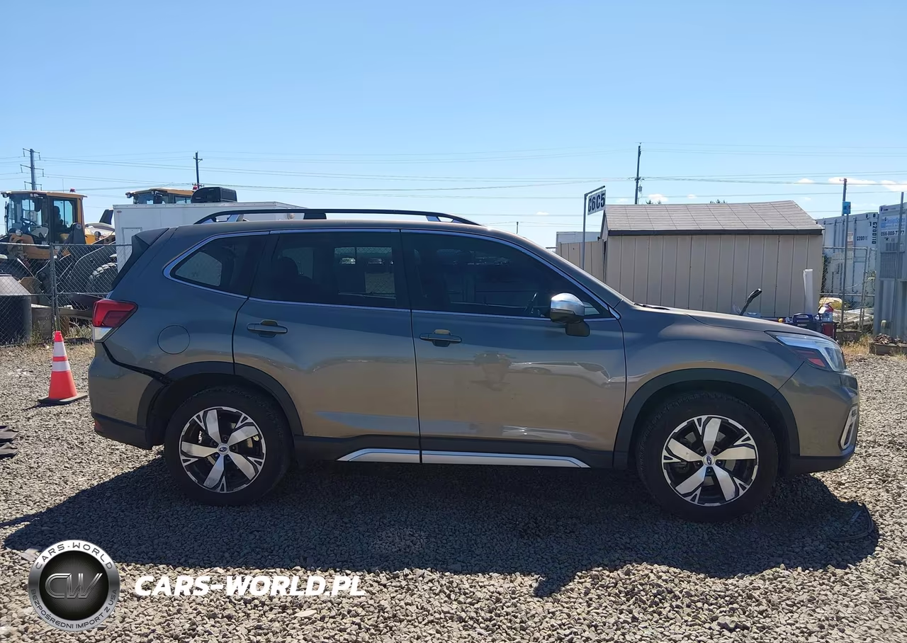 2020 Subaru Forester Touring VIN:JF2SKAXC4LH564542 - 14
