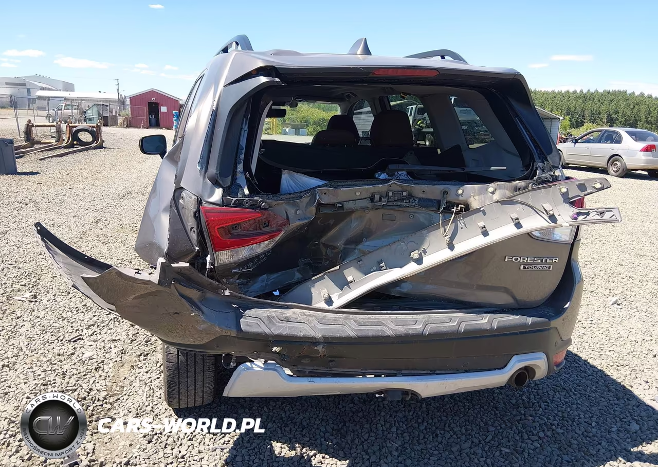 2020 Subaru Forester Touring VIN:JF2SKAXC4LH564542 - 6