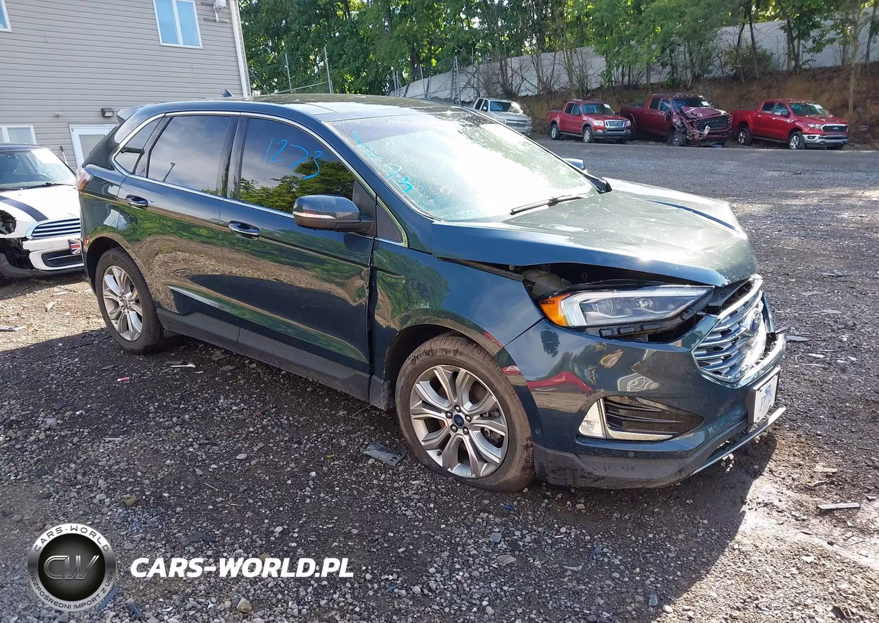 2019 Ford Edge Titanium