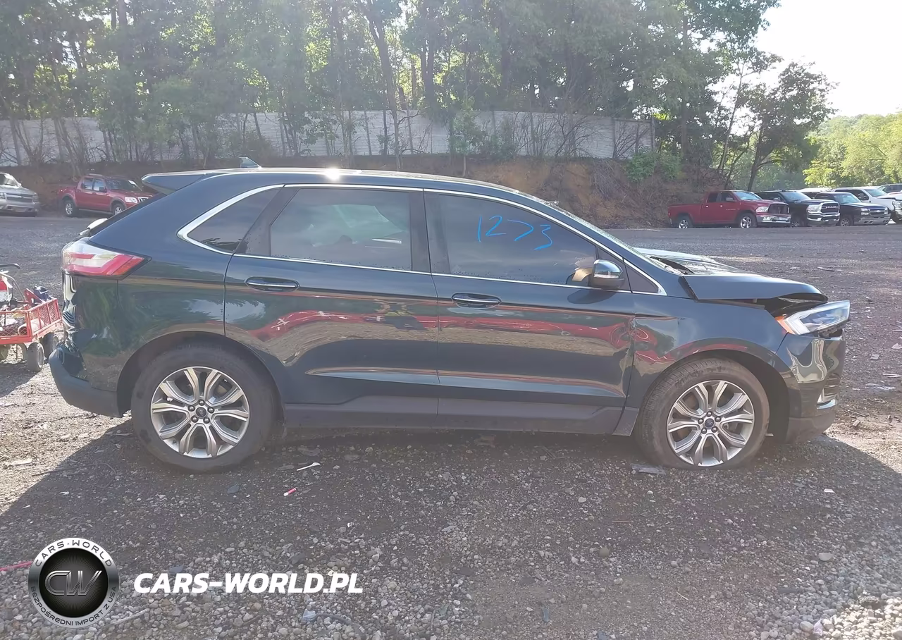 2019 Ford Edge Titanium VIN:2FMPK4K90KBB40882 - 13