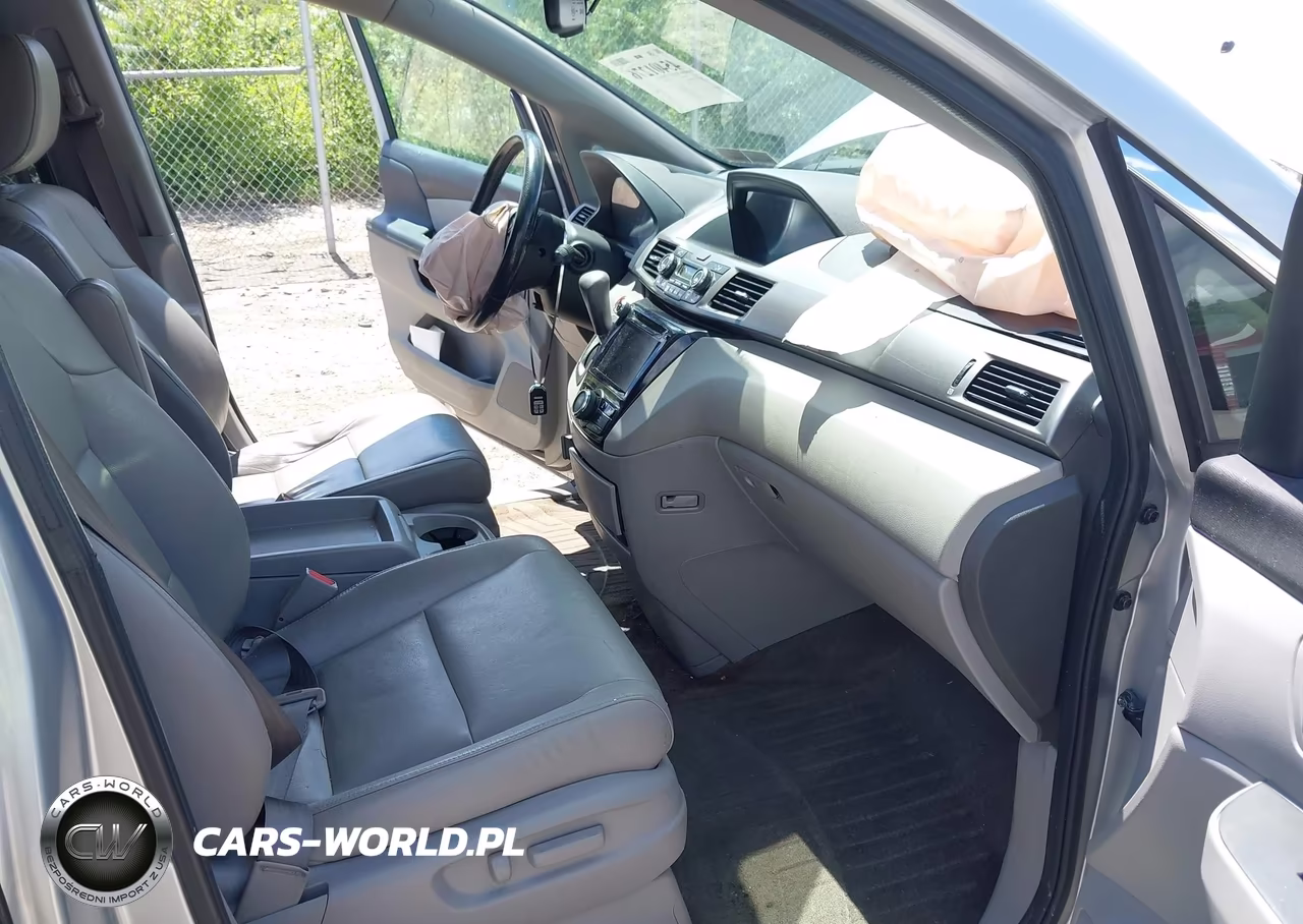 2015 Honda Odyssey Ex-L VIN:5FNRL5H68FB088214 - 5